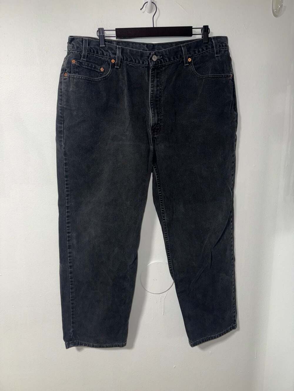 Levi's 550 Relaxed Fit Tapered Black Denim Jeans Size 42x30